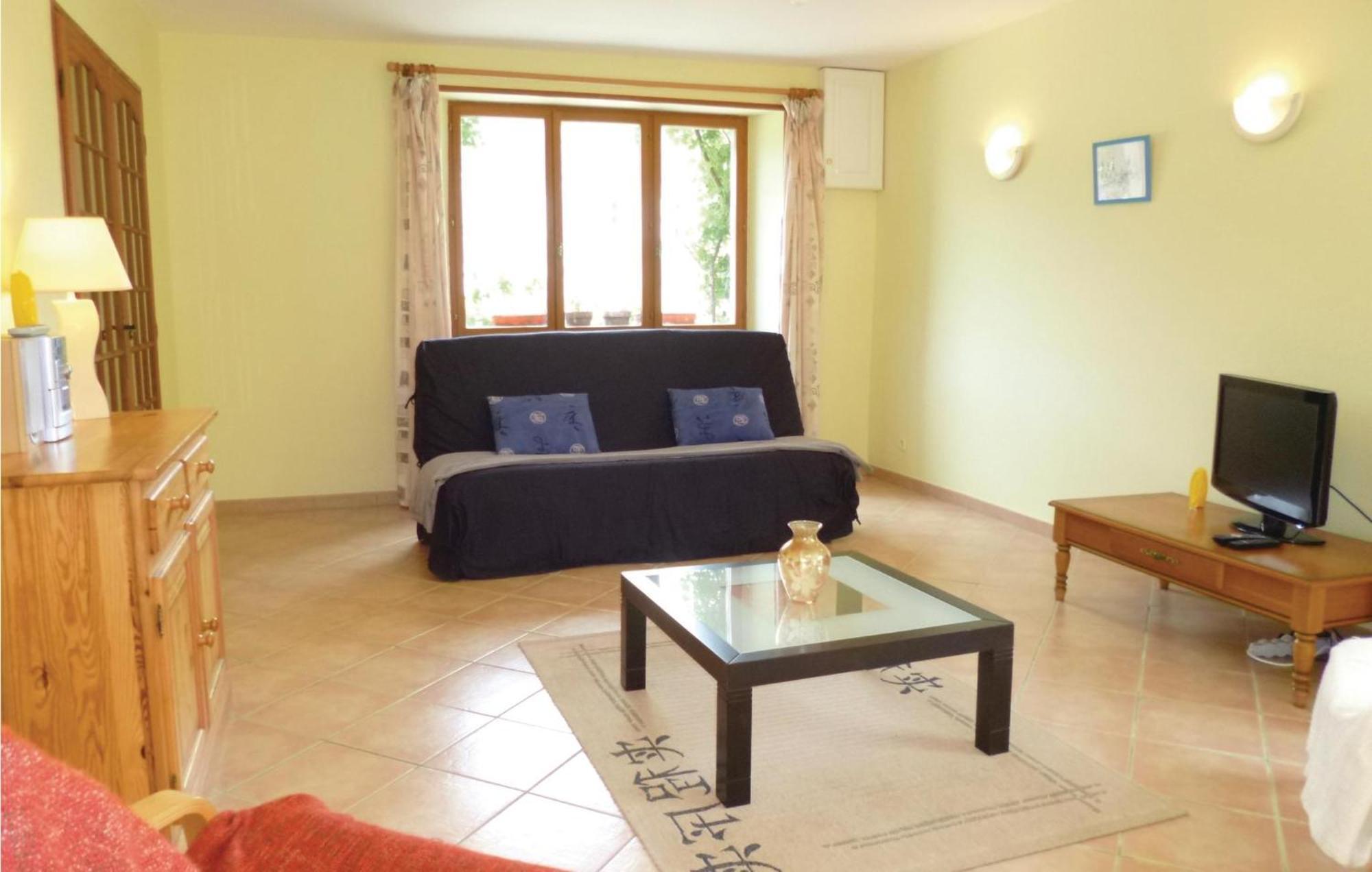 3 Bedroom Cozy Home In Brucheville Carentan-les-Marais Exteriör bild